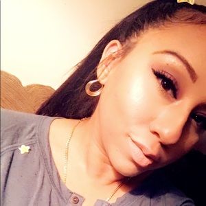 Meet your Posher, Luz